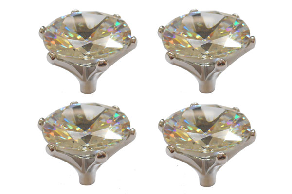 Shareki���Ē܃_�C�������h�L���[�r�b�N�W���R�j�A4�Z�b�g