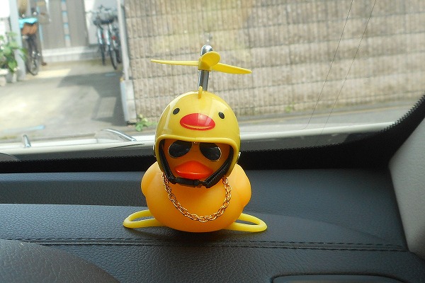 どこでもくっ付き音が鳴って光るアヒル イエロー 自動車 車 カー